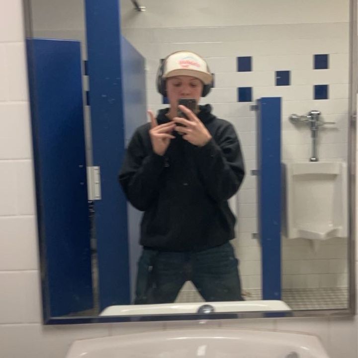 Profile Picture of Dustin (@countrytownboy3) on Tiktok