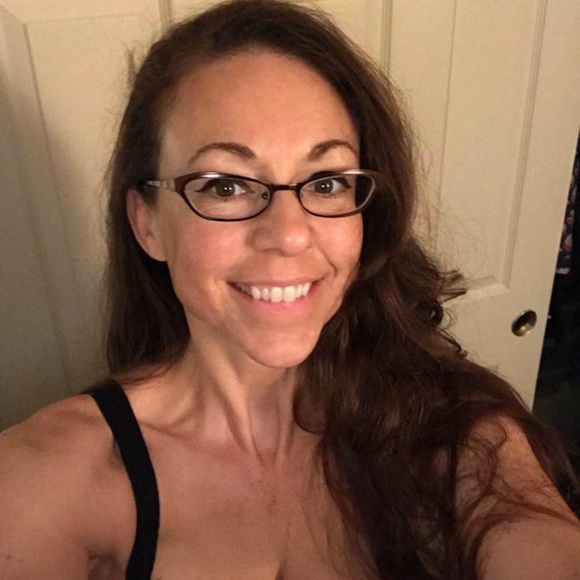 Profile Picture of Chris Nalley (@supermean) on Poshmark