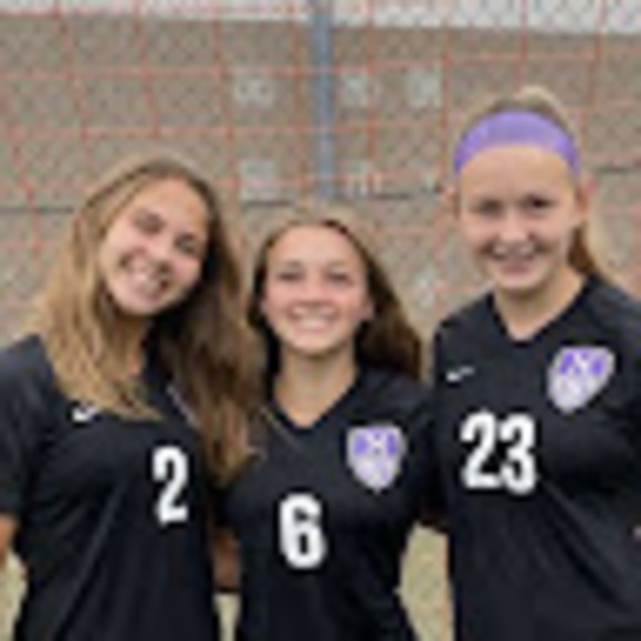 Profile Picture of Cassidy Brunner (@cassidydbrunner) on Poshmark