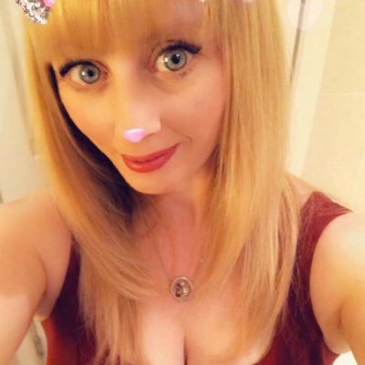 Profile Picture of Carol Anne Brannan (@MGBLONDE) on Twitter