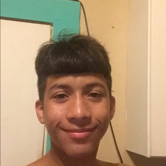 Profile Picture of Javier Carrion (@javier3x) on Poshmark