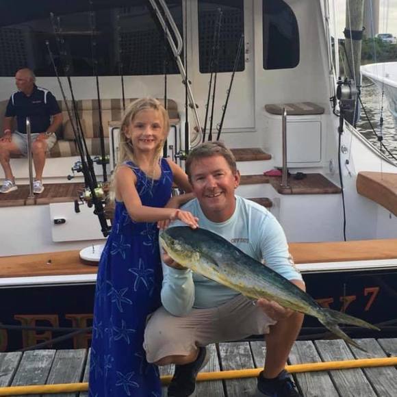 Profile Picture of Robert Constantineau (@robertconsta465) on Poshmark