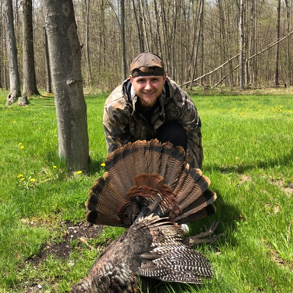 Profile Picture of Nick Halter (@nickhalter28) on Poshmark