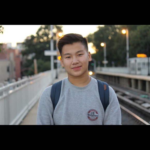 Profile Picture of Eric Lau (@erriclau) on Poshmark