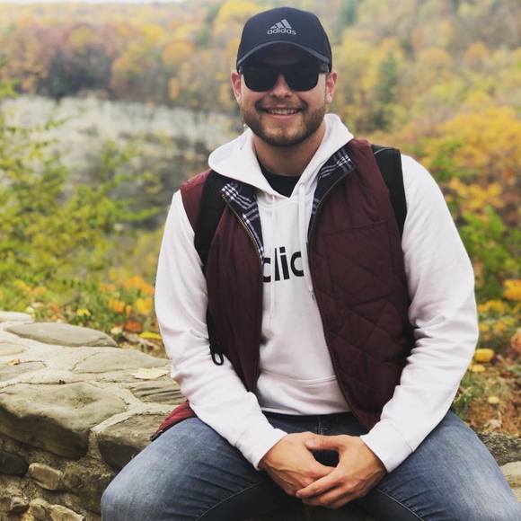 Profile Picture of Michael Read (@michael_read) on Poshmark