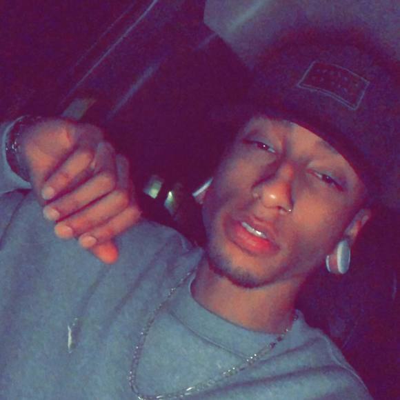 Profile Picture of Zack Harell (@zackharrell) on Poshmark
