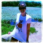 Profile Picture of Dawn Viveiros (@eat.pray.pug) on Instagram