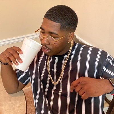 Profile Picture of Corey T. Jones🌳 (@tree_no_branch) on Twitter