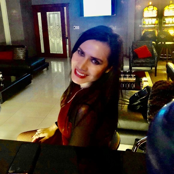 Profile Picture of Nessyt Murillo (@nemuri1) on Poshmark