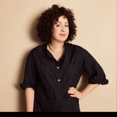 Profile Picture of Miriam Elder (@MiriamElder) on Twitter