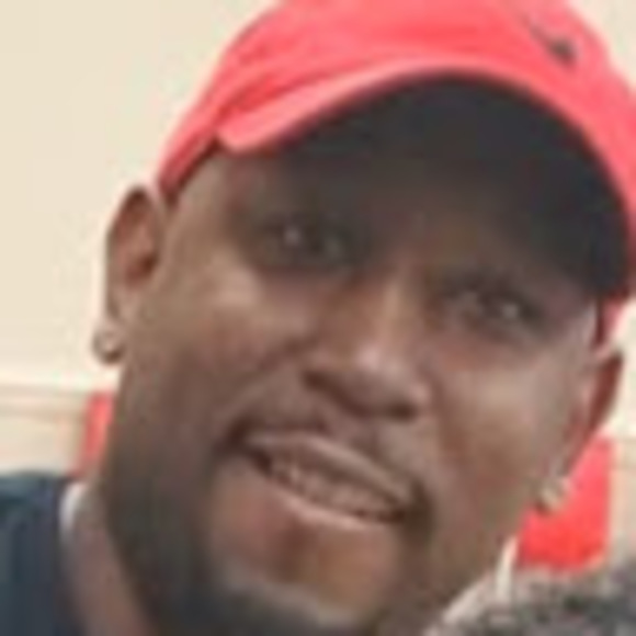 Profile Picture of Herschell Wilson (@herschellwil579) on Poshmark