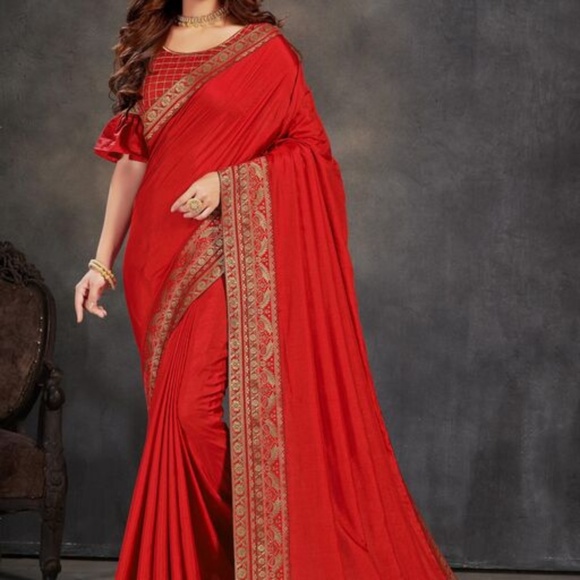 Profile Picture of Neelam Tiwari (@nilu906) on Poshmark