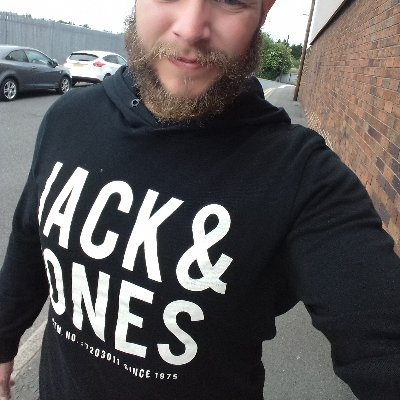 Profile Picture of Wayne Thomas Lupton (@oWLizHATEDo1) on Twitter