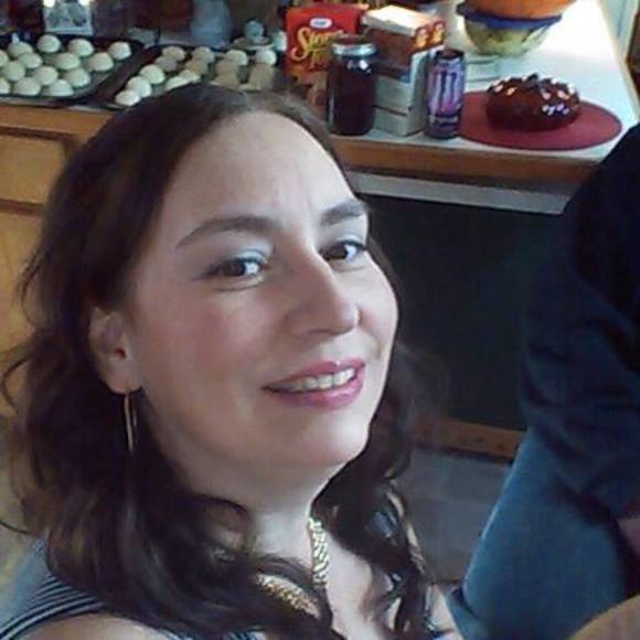 Profile Picture of Rebekah Jenderny (@bekjen5) on Poshmark