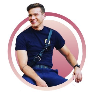 Profile Picture of Krispy Lee (@m_ll_ry) on Twitter