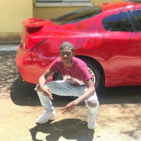 Profile Picture of Adrian Davis (@sacobedavis) on Poshmark