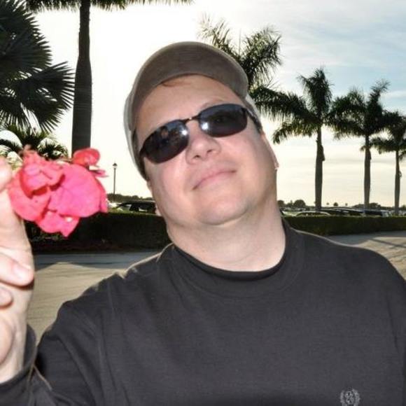 Profile Picture of David Spatz (@prosperity2010) on Poshmark