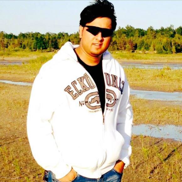 Profile Picture of Rajbir Bhalla (@rajbirbhalla) on Poshmark