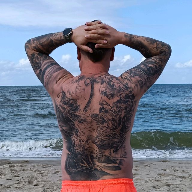 Profile Picture of Krzysztof Kujawski (@christopherkujawsk0) on Tiktok