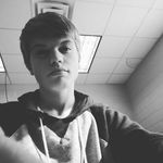 Profile Picture of Aaron Miracle (@miracleman8822) on Instagram