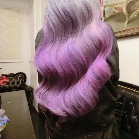 Profile Picture of Wen ze Jian (@wenze) on Poshmark