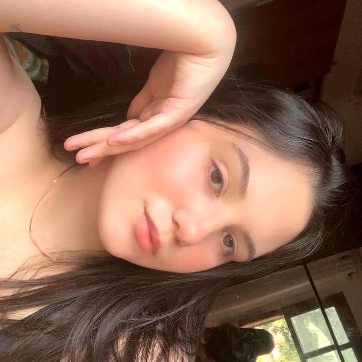 Profile Picture of Julianne Folle (@juliannefolle) on Tiktok