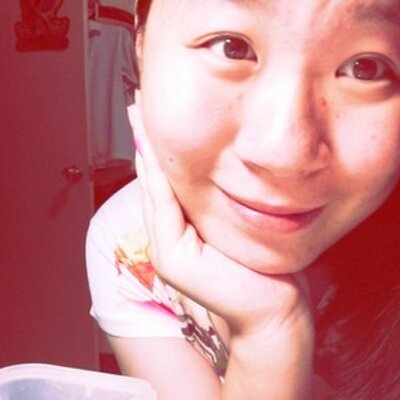 Profile Picture of Stacy Liu (@StAcYlOvEyOu) on Twitter