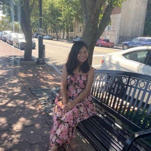 Profile Picture of Minerva Moreno (@minel2024) on Poshmark