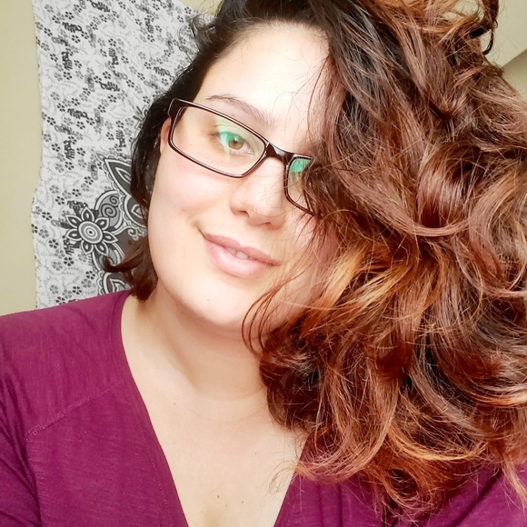 Profile Picture of Fedra Pollino (@fdawson87) on Poshmark