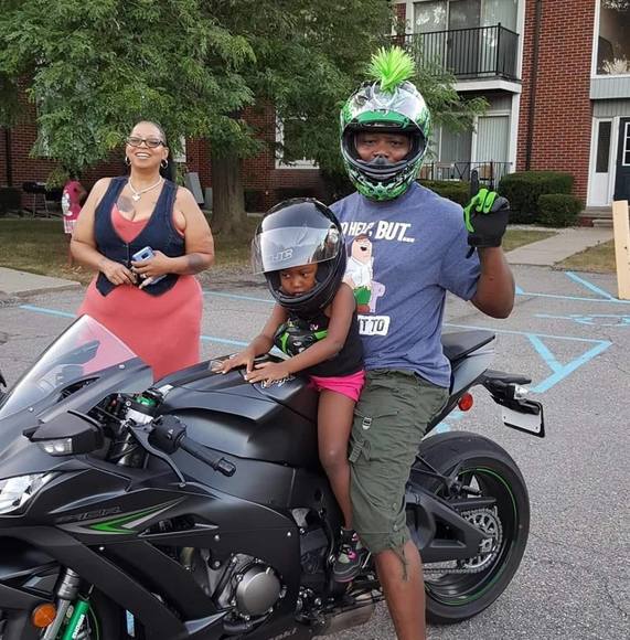 Profile Picture of James Tillman (@jamestillman264) on Poshmark