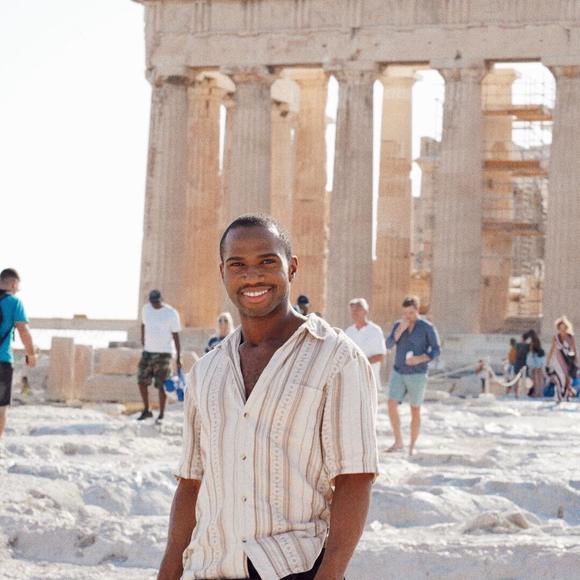 Profile Picture of Johnny Stevenson (@johnnysteven521) on Poshmark