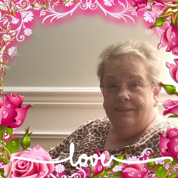 Profile Picture of Nancy Irving (@nirving) on Poshmark
