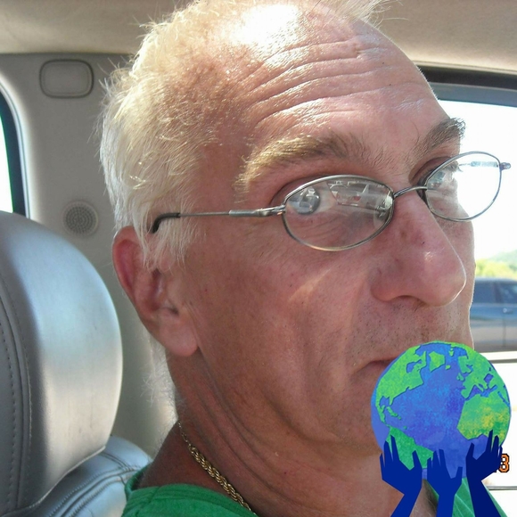 Profile Picture of Keith Mueller (@muellerkeith68) on Poshmark