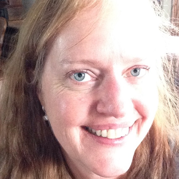 Profile Picture of Joy Newkirk (@joysmoment) on Poshmark