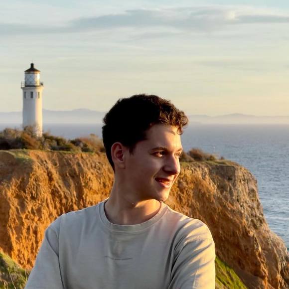 Profile Picture of Roman Dubovyi (@btthdmtv) on Poshmark