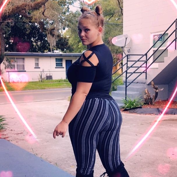 Profile Picture of Amber Mathis (@@lil_bitch1742) on Tiktok