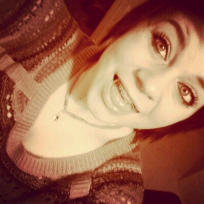 Profile Picture of Haley Temple (@toosweggyforyou) on Twitter