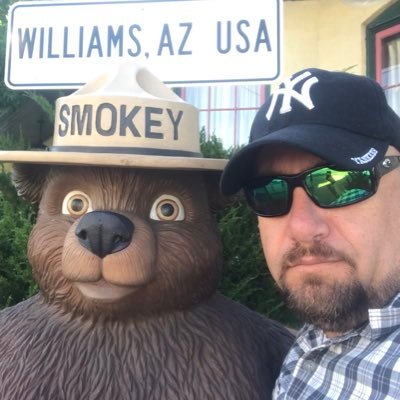 Profile Picture of Christopher Ciulla (@Chewchooman) on Twitter
