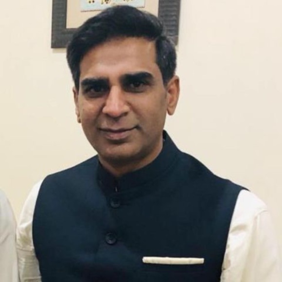 Profile Picture of Naveed Chaudhry (@azamnade) on Poshmark