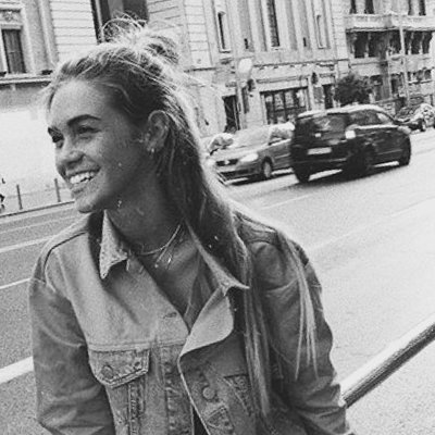 Profile Picture of Isabel (@isabel__walker) on Twitter