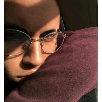 Profile Picture of Iván (@IvanNieves23) on Twitter