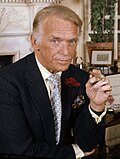 Profile Picture of Douglas Fairbanks Jr. - Wikipediaon Wikipedia