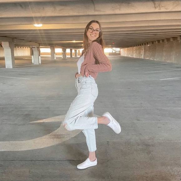 Profile Picture of Kylea Mcdorman (@965krm29) on Poshmark