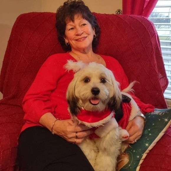 Profile Picture of Pauline Maxwell (@paul1963benoit) on Poshmark