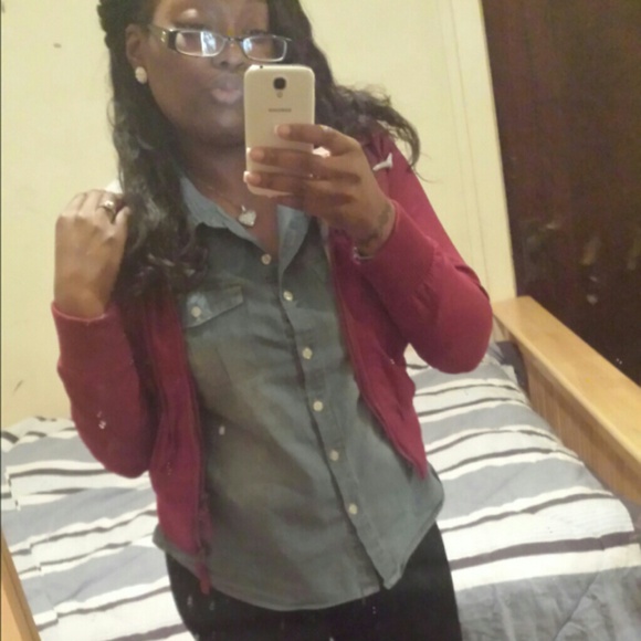 Profile Picture of Dayneen Carter (@hanyschick10) on Poshmark