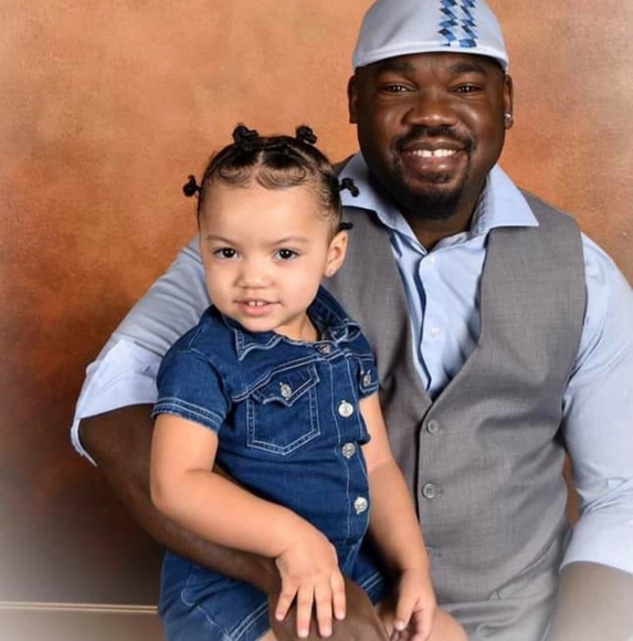 Profile Picture of Kevan Baya (@kevbaya) on Poshmark