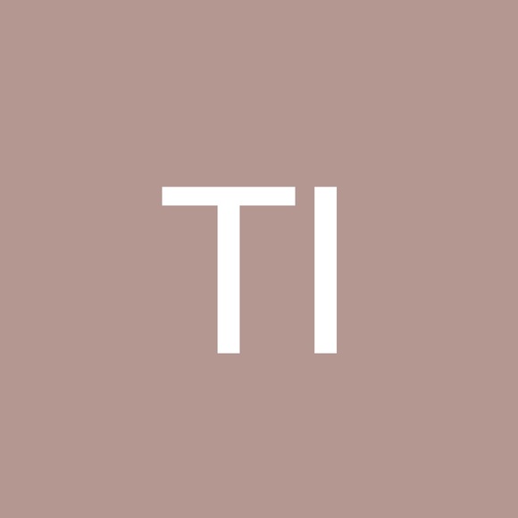 Profile Picture of Thomas Ingram (@voxp0p) on Poshmark