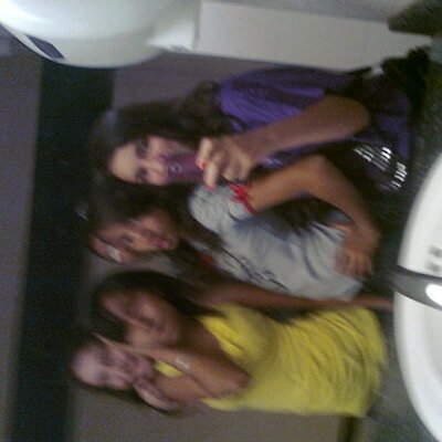 Profile Picture of Naomi Gaona Cavazos (@melanie19998765) on Twitter