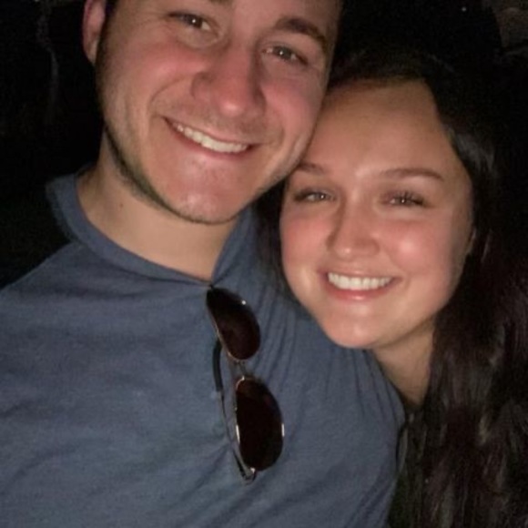 Profile Picture of Jesse Buffa (@jessebuffa) on Poshmark