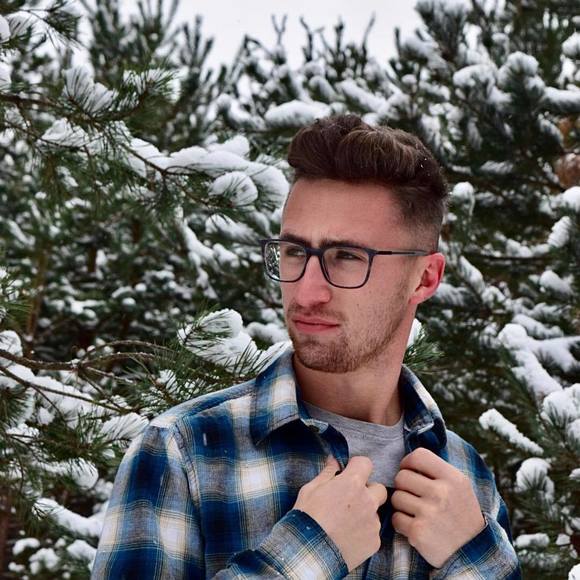 Profile Picture of Keegan Borowiak (@borowiakk) on Poshmark